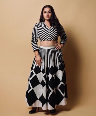 Womens Semi Stiched  Lehenga Choli's