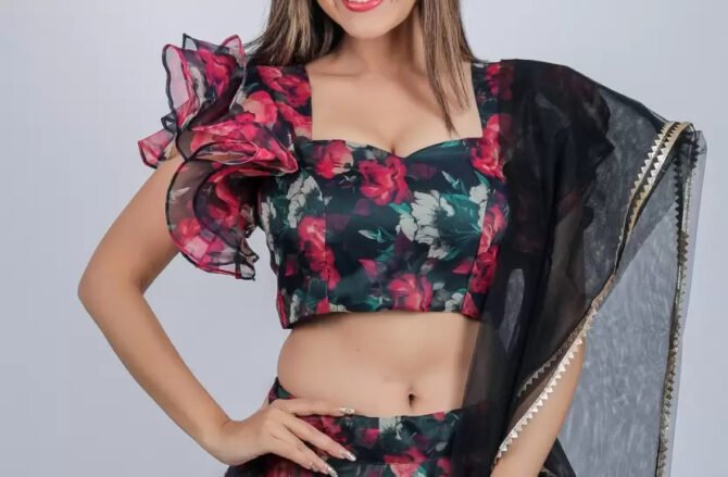 Womens Semi Stiched  Lehenga Choli's
